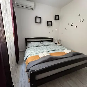 apartmani-klaric-zadar.hotelinzadar.com/